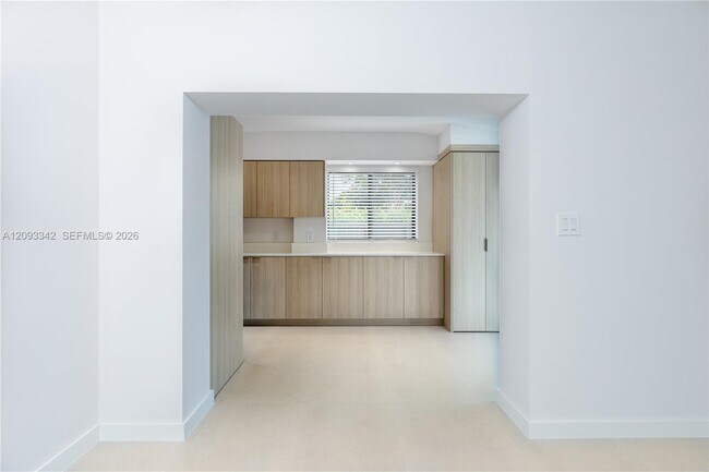 Building Photo - 1801 NE 173rd St
