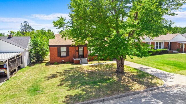 Building Photo - 3132 NW 44th St