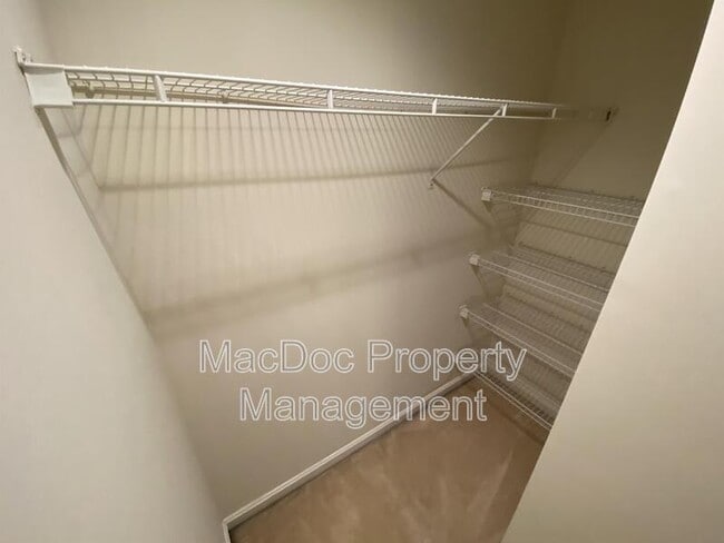 Building Photo - 7137 Wytheville Cir