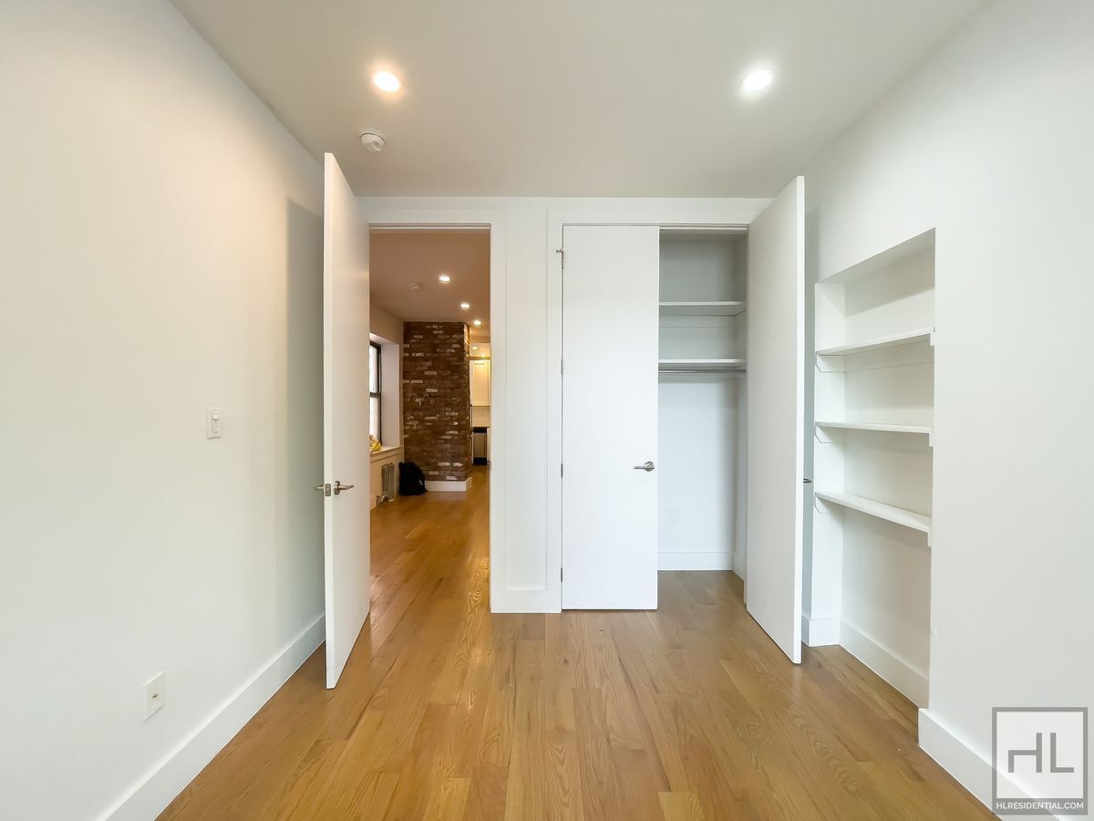 Building Photo - Renovated 2-Bedroom with Private Backyard + 1,500 Sq Ft Recreation Space | Fort Greene
