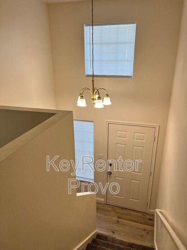 Building Photo - 1893 W 800 N St