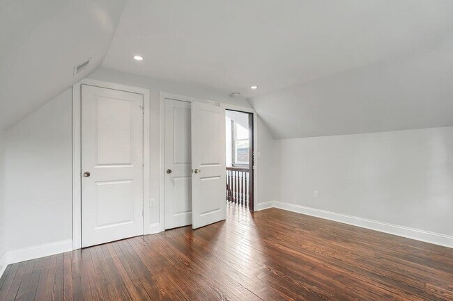 Building Photo - 57 Highwood Terrace