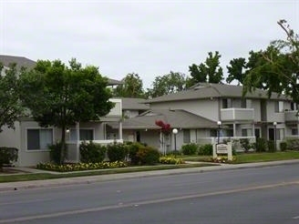 Building Photo - Alamos Gardens