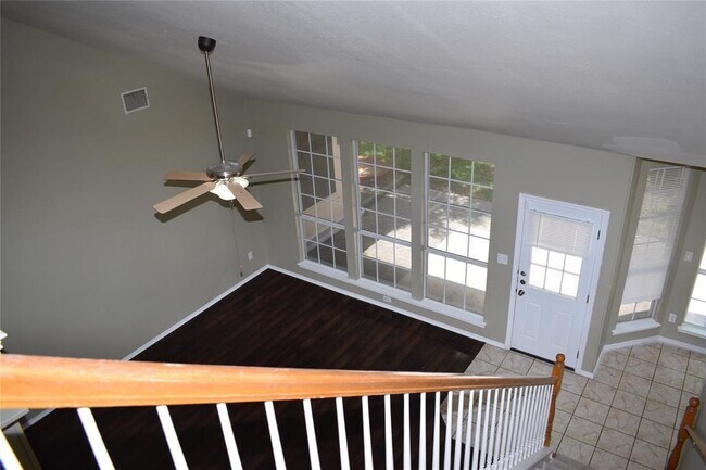 Building Photo - 30007 Oakland Hills Dr