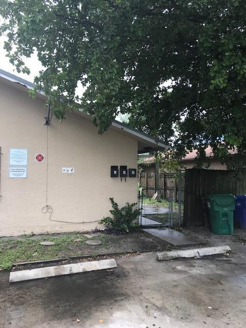 Building Photo - 1271 NW 29th Terrace