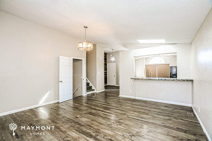 Building Photo - 5864 Brouse Dr