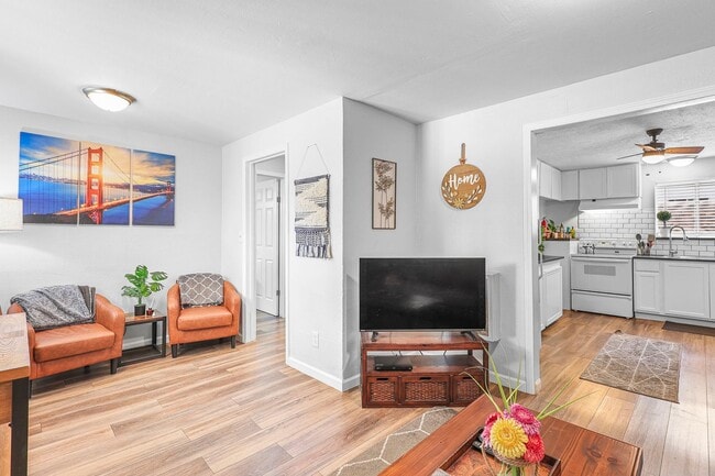 Primary Photo - 1216 Trinity St