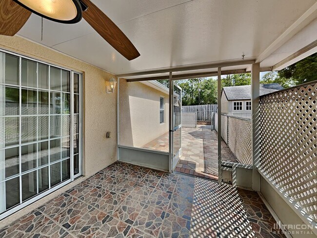 Building Photo - 3408 Montano Ave