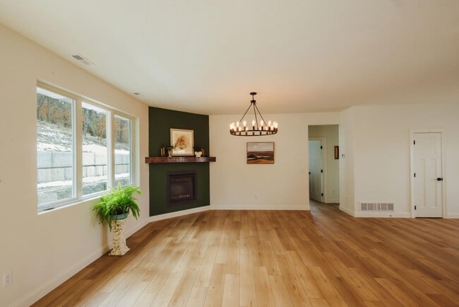 Building Photo - 20220 Frog Pond Ct