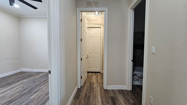 Building Photo - Luxurious Home in North Bakersfield 3 BD 3 BA