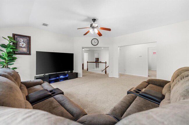 Building Photo - 15150 Galena Dr