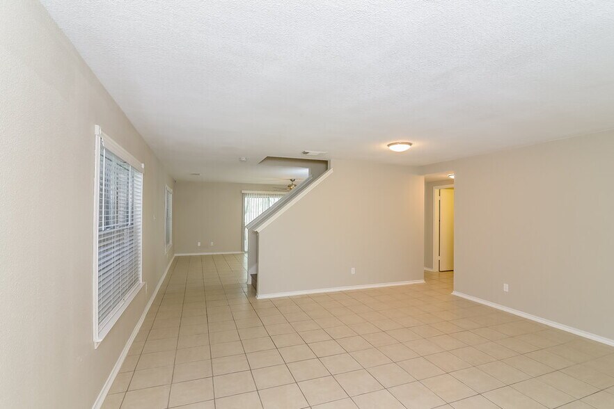 Building Photo - 438 Wiggins Creek