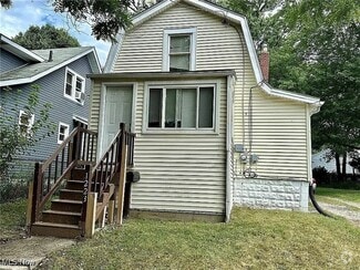 Building Photo - 1223 Atwood Ave