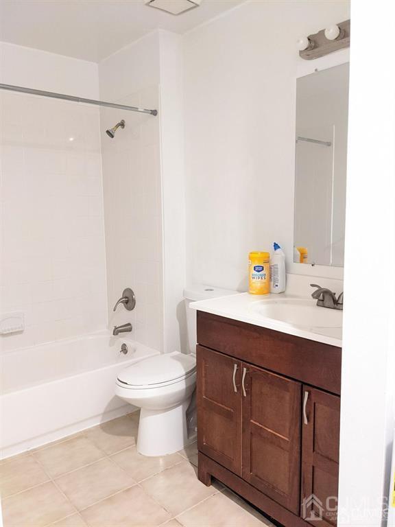 Building Photo - 2307 Aspen Dr