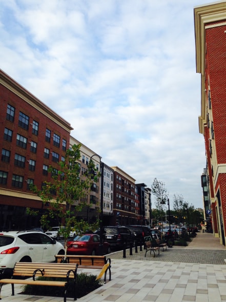 Building Photo - 9726 Fields Rd