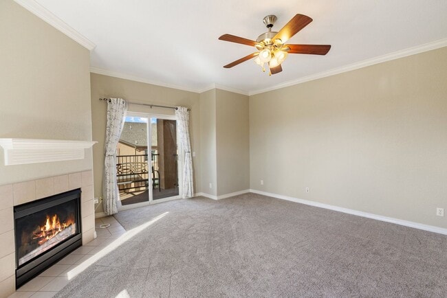 Building Photo - Immaculate 2 Bed 2 Bath Condo with Pikes Peak Views in D49!!!