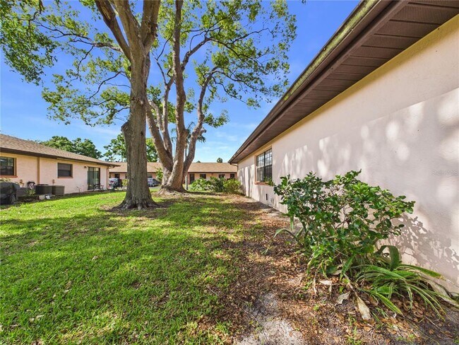 Building Photo - 13250 Ridge Rd