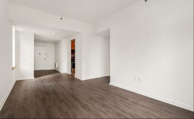 Building Photo - 35 W 33rd St
