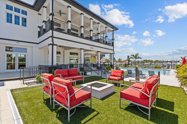Building Photo - Waterfront Luxury Living | Private Dock + Direct Tampa Bay Access