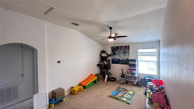 Building Photo - 525 Waterside Pointe Dr