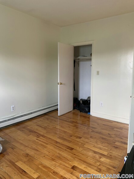 Building Photo - 253 Highland St