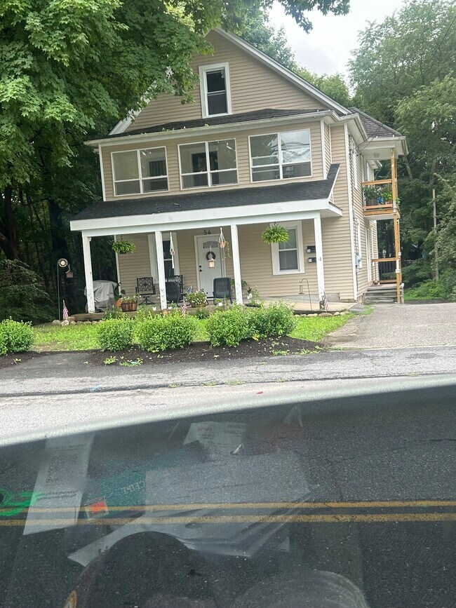 Primary Photo - 54 Winthrop St