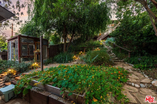 Building Photo - 6271 Saylin Ln