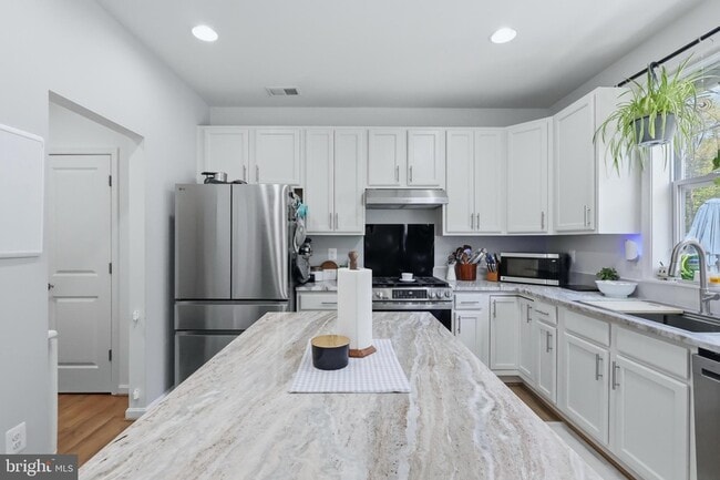 Building Photo - 20724 Hilton Run Ct