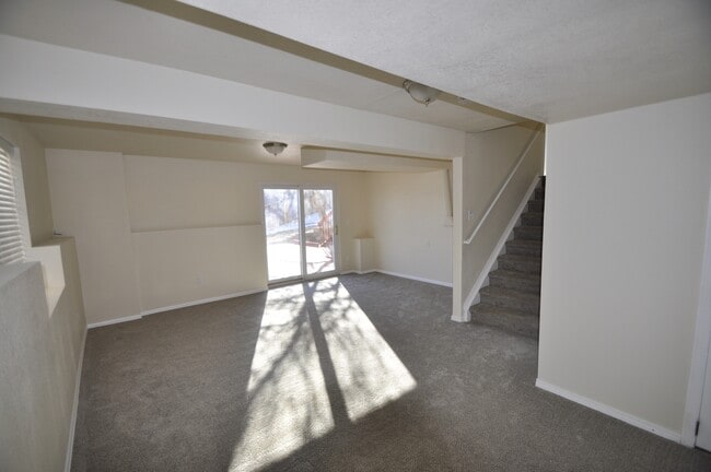 Building Photo - 5108 Sydney Ave