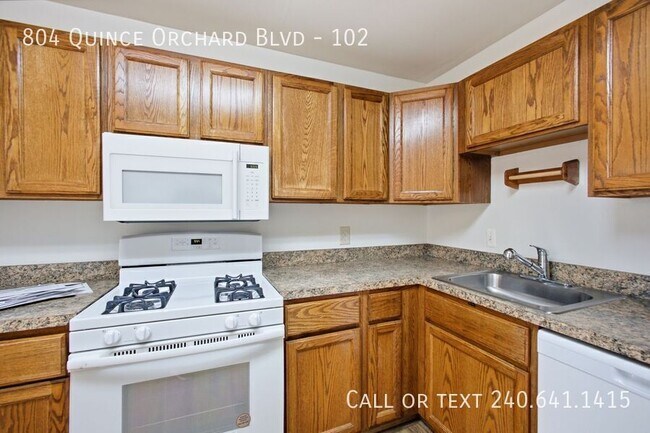 Building Photo - 804 Quince Orchard Blvd