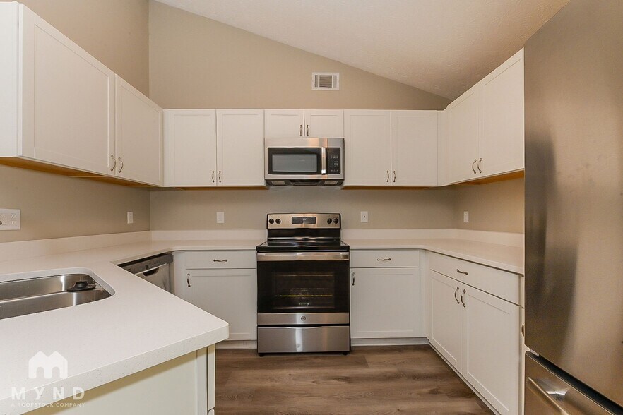 Building Photo - 130 Wynfield Dr