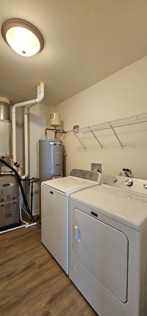 Building Photo - Douglas Fir-2Br/2Ba Rental Home-Second Floor