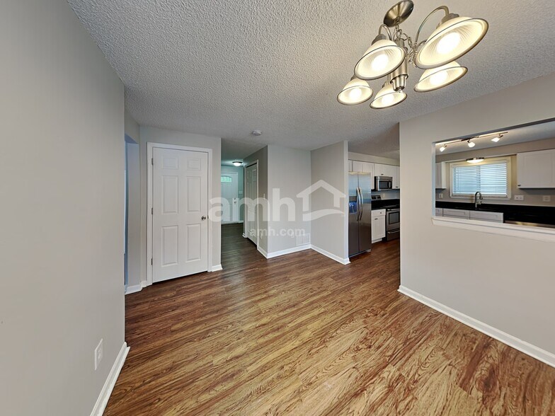 Building Photo - 3309 Stadler Dr
