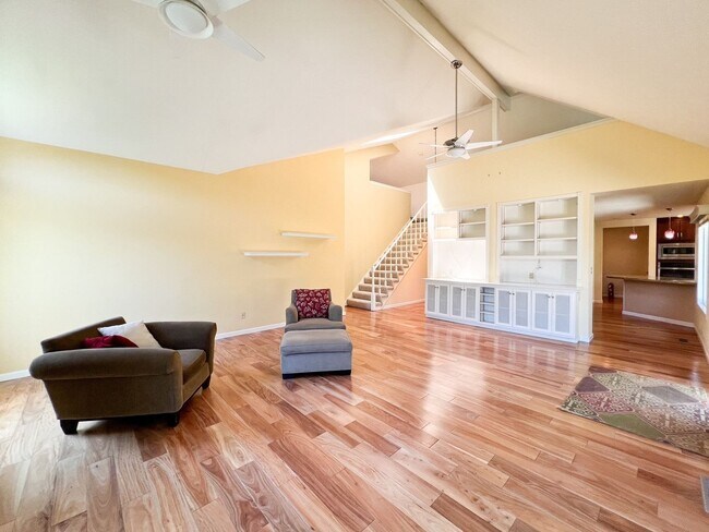 Building Photo - Charming Four Bedroom Home in Napa's Sough...