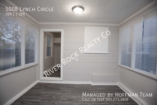 Building Photo - 5008 Lynch Dr