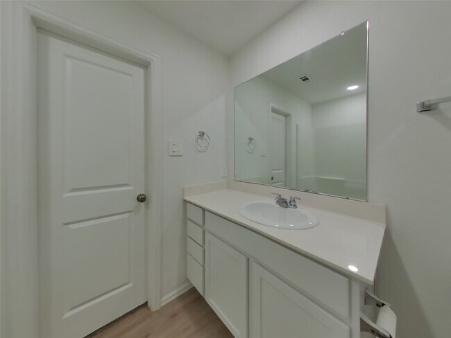 Building Photo - 17122 Quaking Aspen Ln