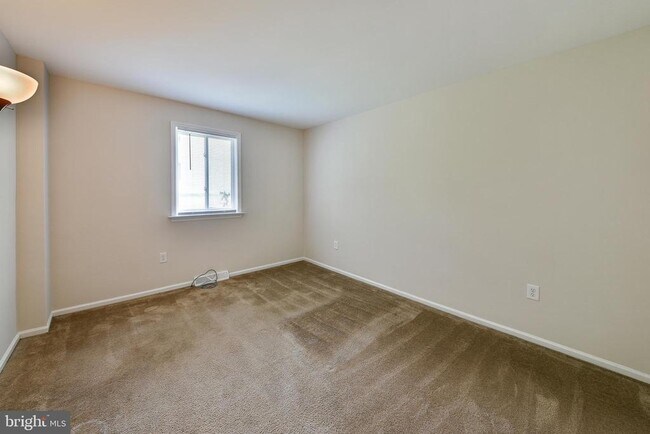 Building Photo - 108 Rue Charmille Rd