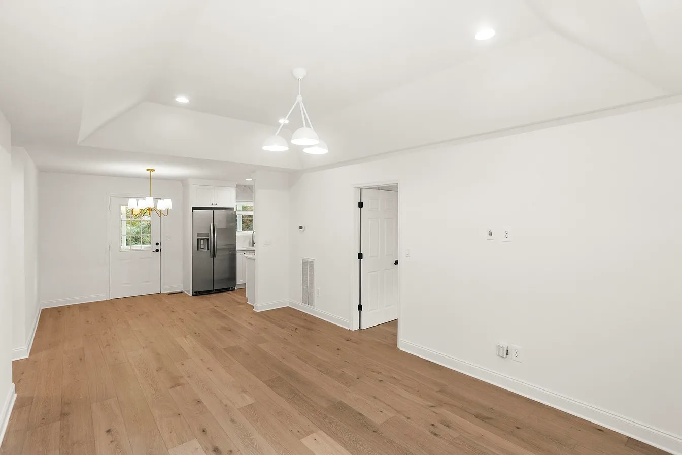 Building Photo - 100 Sadler Ct