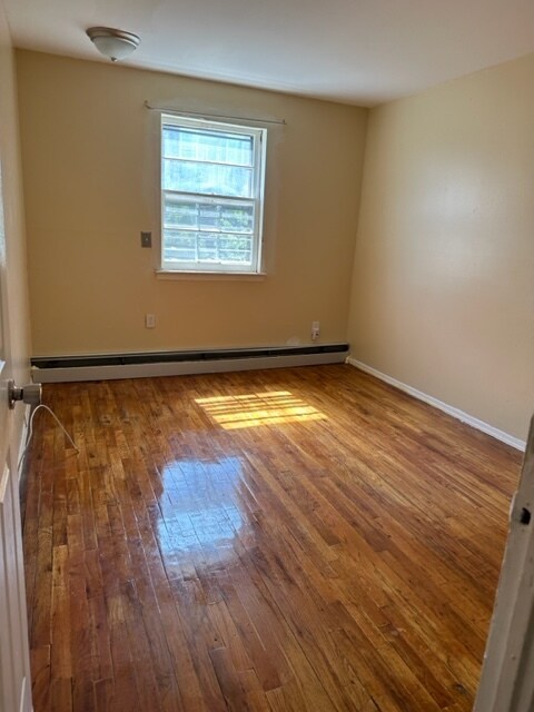 Building Photo - 7229 Bergen Ct
