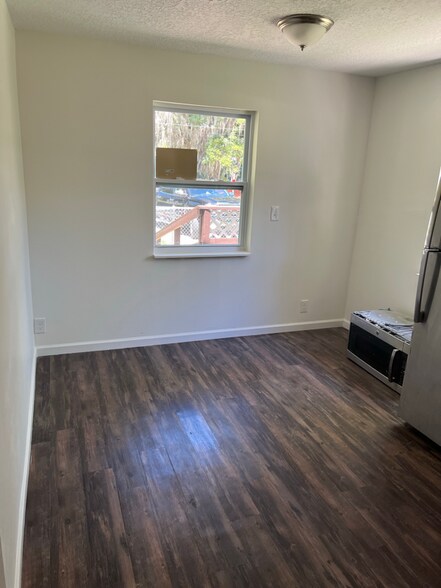 Building Photo - 1307 Olive St