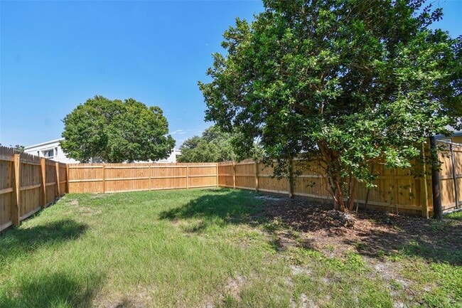 Building Photo - 1925 52nd St S