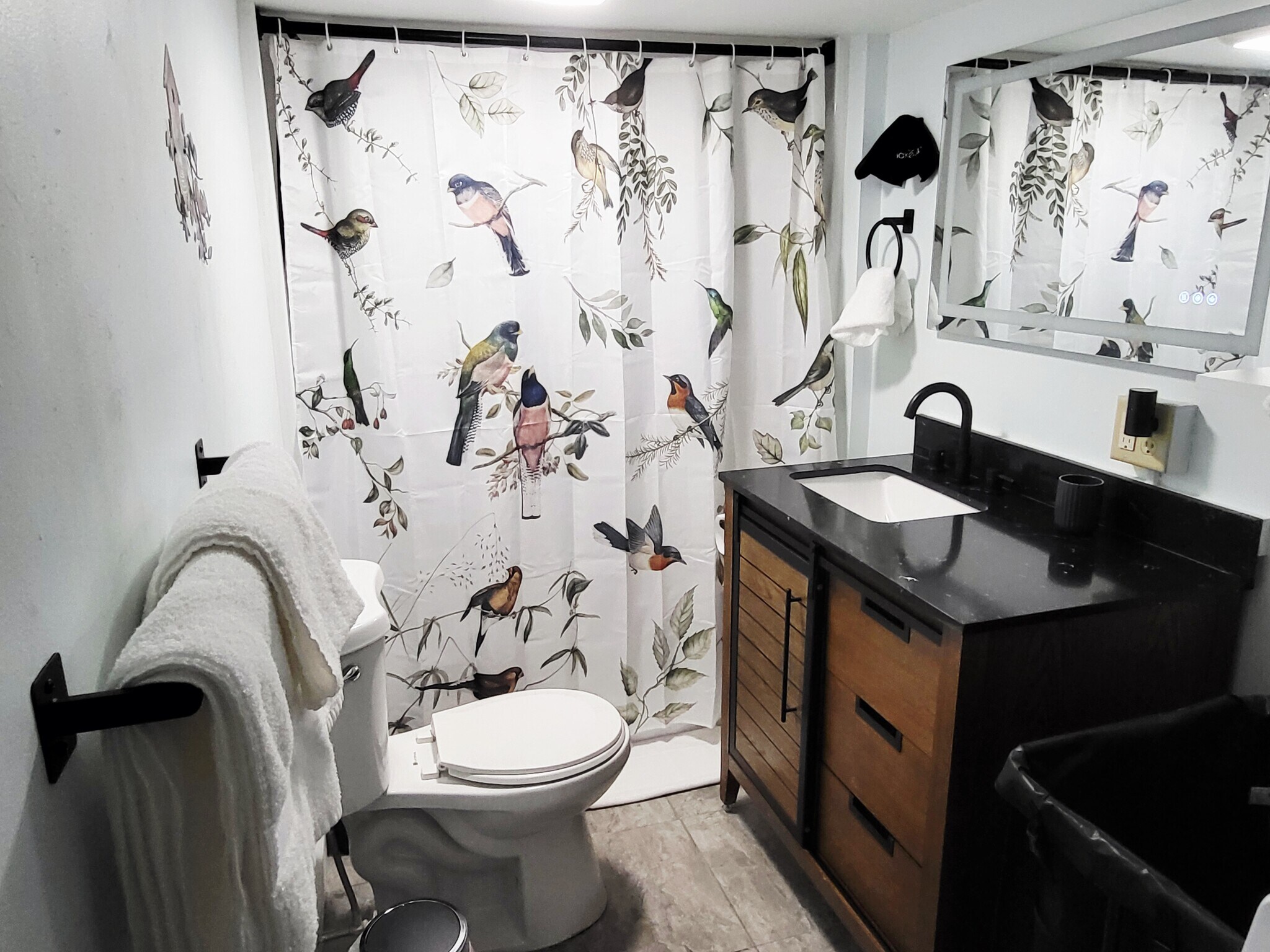 Building Photo - 85 Sherman St