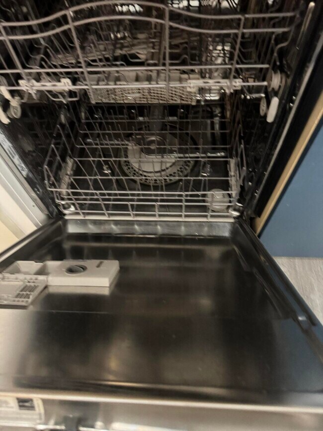 Building Photo - 20818 San Simeon Way