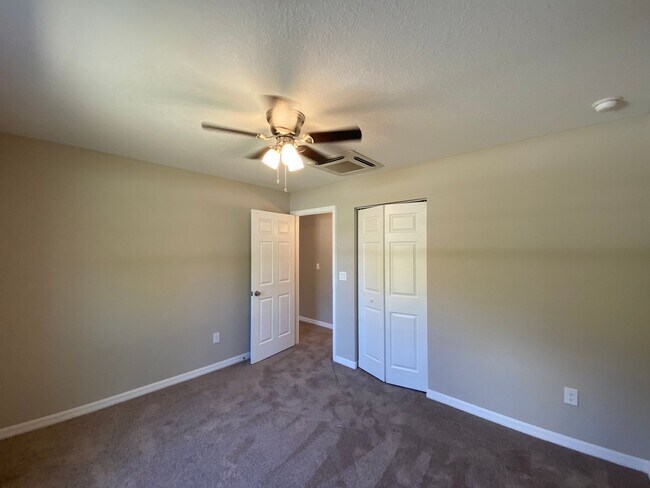 Building Photo - WILL NOT BE AVAILABLE TO SHOW TIL MID AUGU...