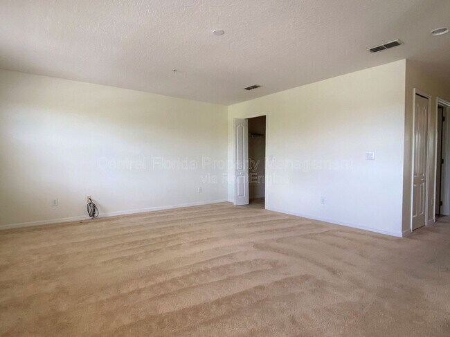 Building Photo - 9836 Old Patina Way