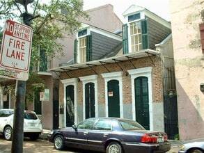 Building Photo - 830 St Ann St.