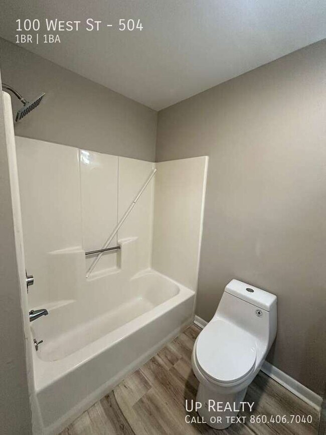 Building Photo - 100 West St