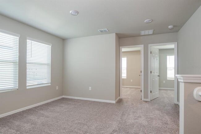 Building Photo - 518 Amadoras Wy