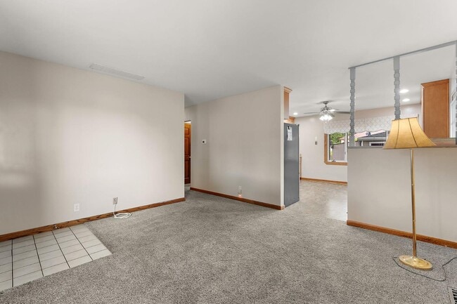 Building Photo - 3202 North Dr