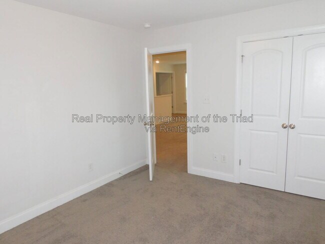 Building Photo - 6417 Bluestone Park Dr